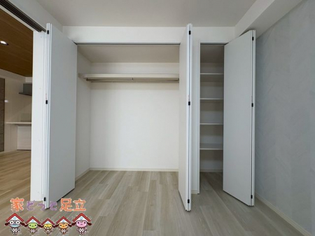 [@[