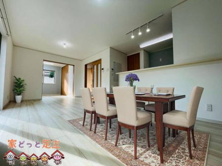 ���̑��@�G���g�����X