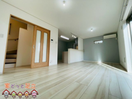 ���r���O�@���r���O