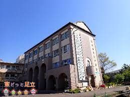 ���ӊ��@�z�J�s���쒆�w�Z �k��26���B 2010m