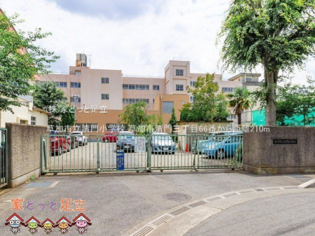 ���ӊ��@�����s�����召�w�Z �B�e��(2021-06-21) 210m