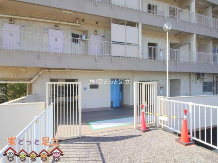 �G���g�����X�@�B�e��(2024-10-02 00:00:00)