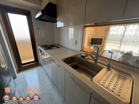 ���ʑ�E���ʏ��@�o���R�j�[