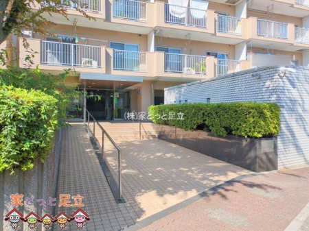 �G���g�����X�@�B�e��(2025-09-26 00:00:00)