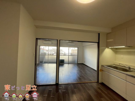 ���r���O�@���r���O