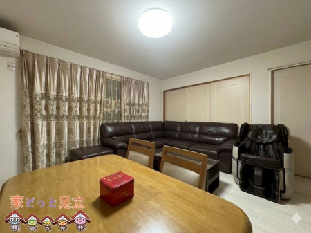 ���r���O�@���r���O