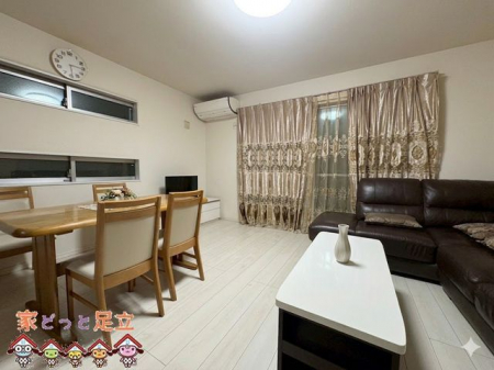 ���r���O�@���r���O